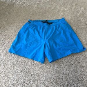 Lululemon Surge Short size L color blue/Summer Short